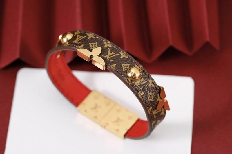 LV Bracelets 105